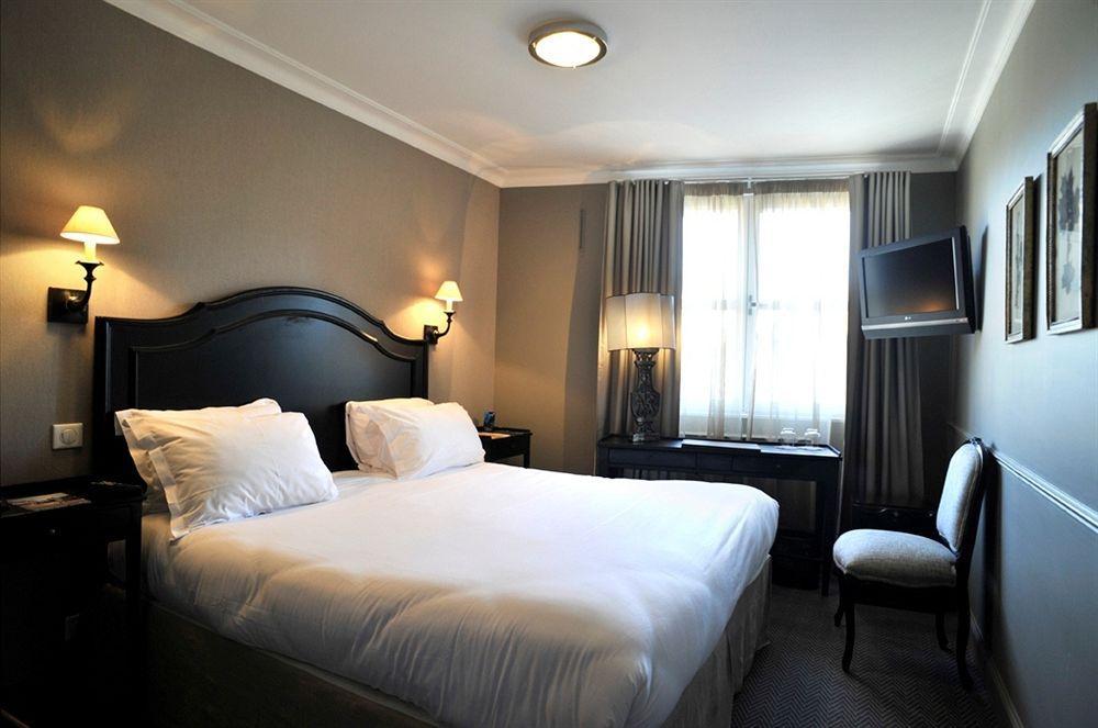 Hotel De La Treille Lille Exterior photo